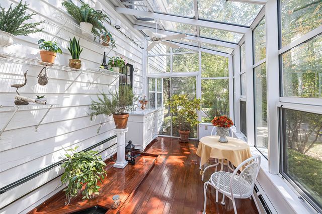 51 FREEPORT Road, North East, PA 16428