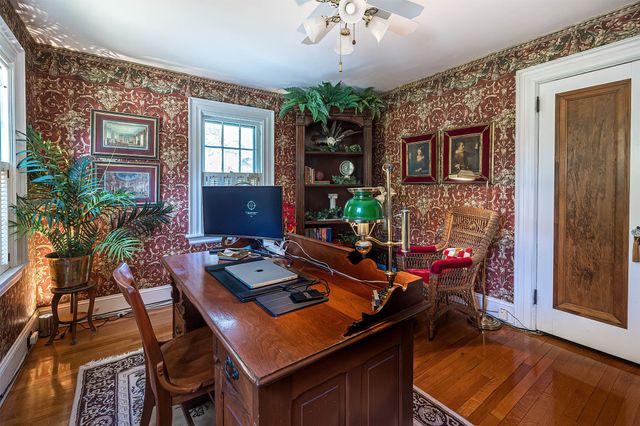 51 FREEPORT Road, North East, PA 16428