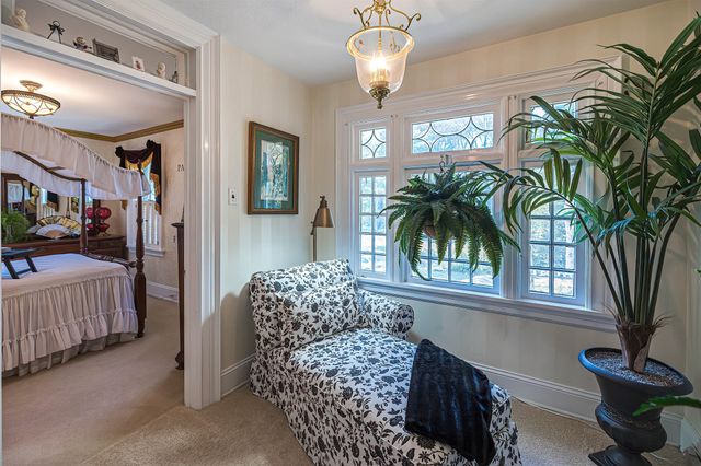 51 FREEPORT Road, North East, PA 16428