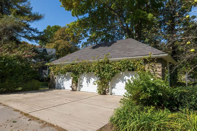 51 FREEPORT Road, North East, PA 16428