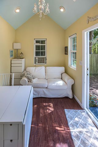 51 FREEPORT Road, North East, PA 16428