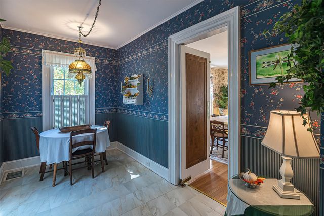 51 FREEPORT Road, North East, PA 16428