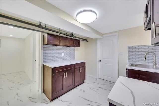 100-35 204th Street, Hollis, NY 11423