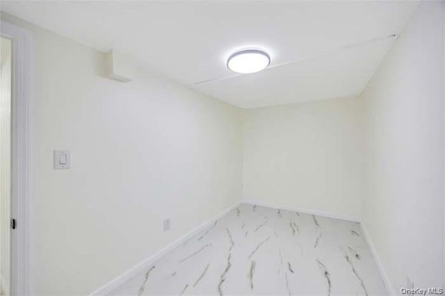 100-35 204th Street, Hollis, NY 11423