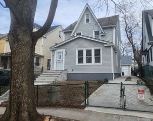 10035 204th Street, Hollis, NY 11423