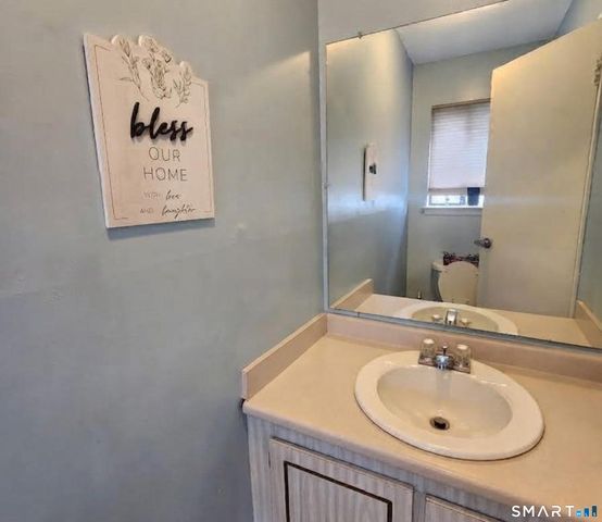 256 Sterling Village 256, Meriden, CT 06450