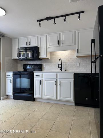 8880 OLD KINGS Road 86, Jacksonville, FL 32257