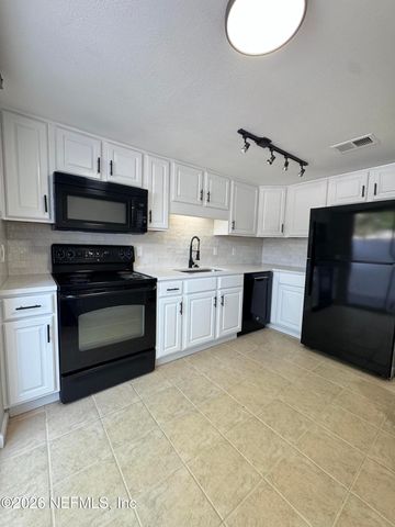 8880 OLD KINGS Road 86, Jacksonville, FL 32257