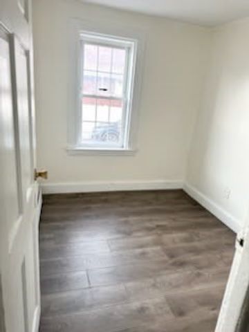 14 Madison Street, Providence, RI 02907
