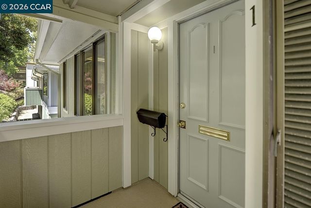 1333 Singingwood Ct 1, Walnut Creek, CA 94595