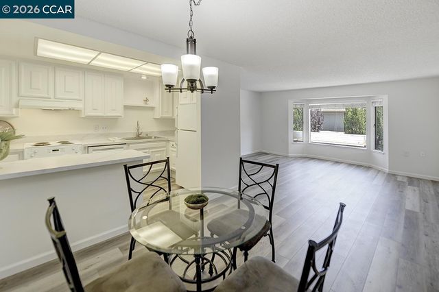 1333 Singingwood Ct 1, Walnut Creek, CA 94595