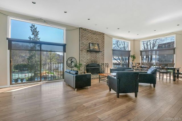 311 Kemeys Cove, Briarcliff Manor, NY 10510