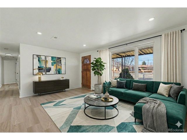 7396 Decatur St, Westminster, CO 80030