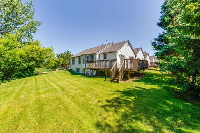 1538 Queen Ann Lane, Gurnee, IL 60031