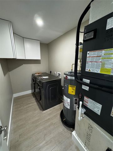 3182 HATTON STREET, Sarasota, FL 34237