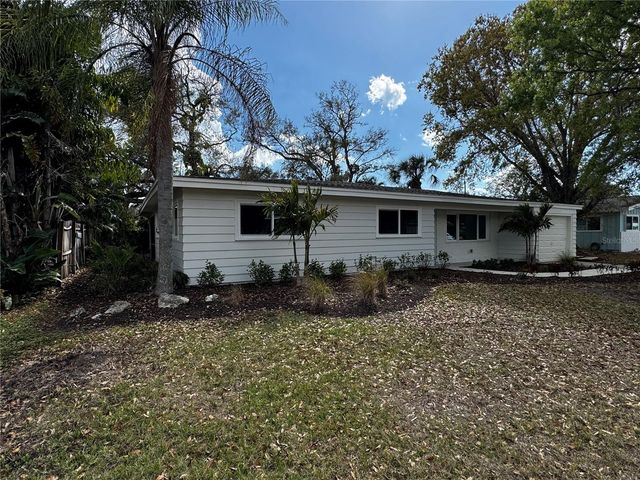 3182 HATTON STREET, Sarasota, FL 34237