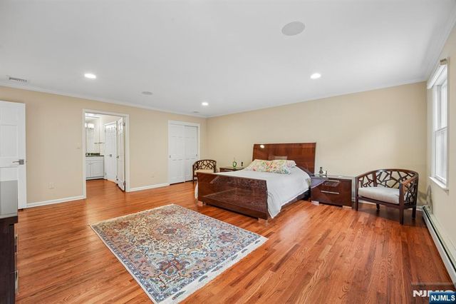 807 Sussex Road, Franklin Lakes, NJ 07417