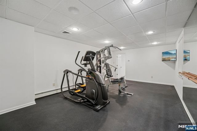 807 Sussex Road, Franklin Lakes, NJ 07417