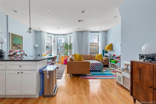 1445 30th Drive, Astoria, NY 11102