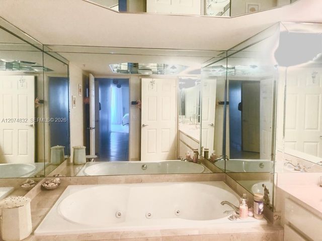16711 Collins Avenue 706, Sunny Isles Beach, FL 33160