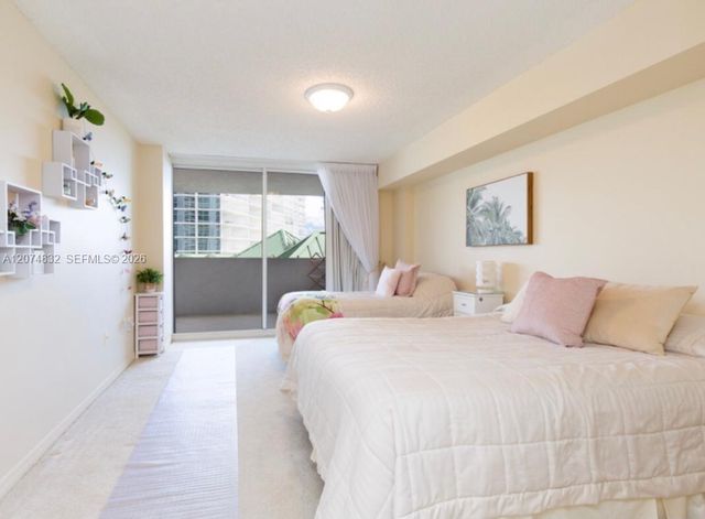 16711 Collins Avenue 706, Sunny Isles Beach, FL 33160
