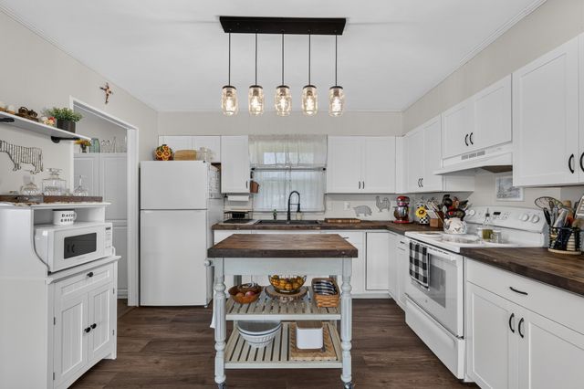 215 Old Huntsville Rd, Fayetteville, TN 37334