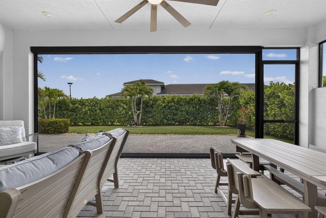 15830 Key Biscayne Lane, Westlake, FL 33470