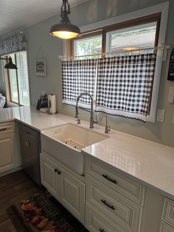 N4231 Lakeview Drive, Markesan, WI 53946