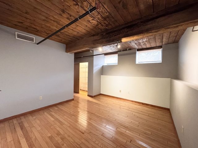 1 Envelope Terrace 116, Worcester, MA 01604