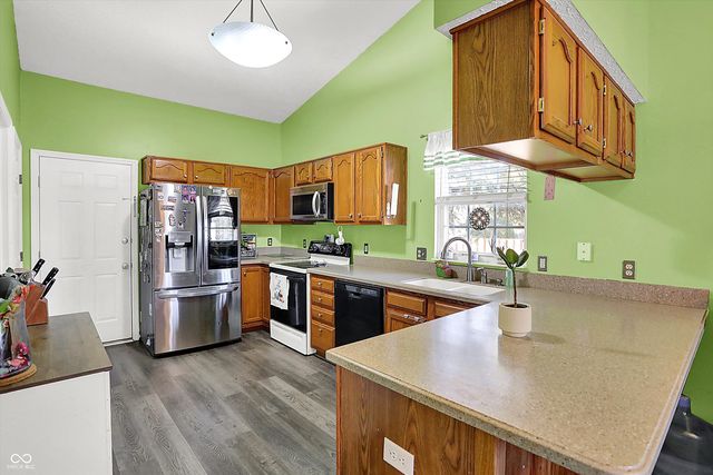 12587 Wolford Place, Fishers, IN 46038