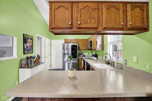 12587 Wolford Place, Fishers, IN 46038