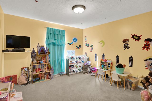 12587 Wolford Place, Fishers, IN 46038