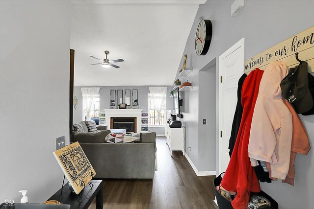 12587 Wolford Place, Fishers, IN 46038