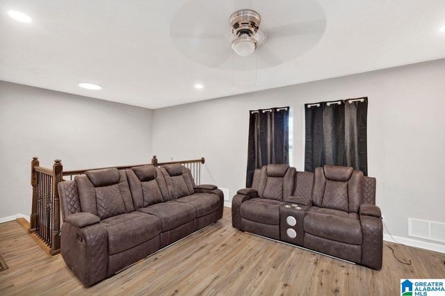 35 LINDEN CIRCLE, Hueytown, AL 35023