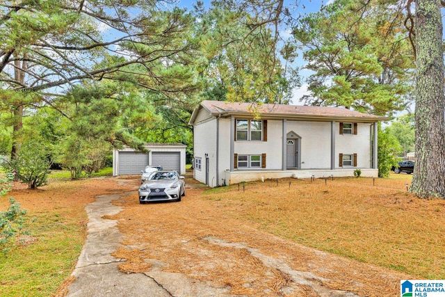 35 LINDEN CIRCLE, Hueytown, AL 35023