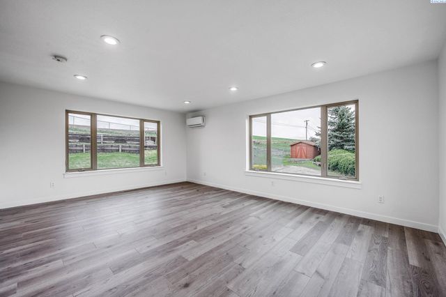 1890 SE Johnson Avenue, Pullman, WA 99163