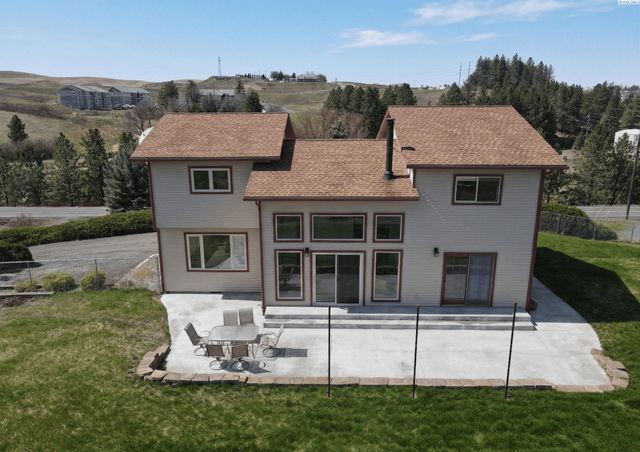 1890 SE Johnson Avenue, Pullman, WA 99163