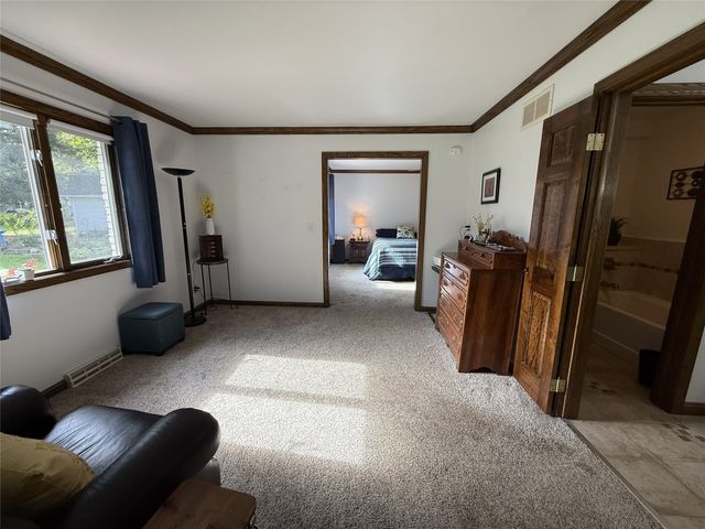 6323 SHADYSIDE Drive, Erie, PA 16505