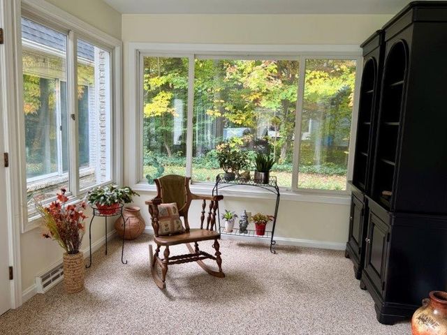 6323 SHADYSIDE Drive, Erie, PA 16505