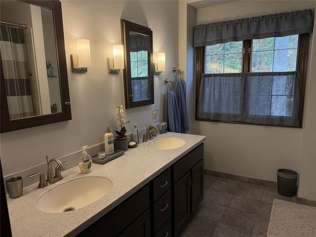 6323 SHADYSIDE Drive, Erie, PA 16505