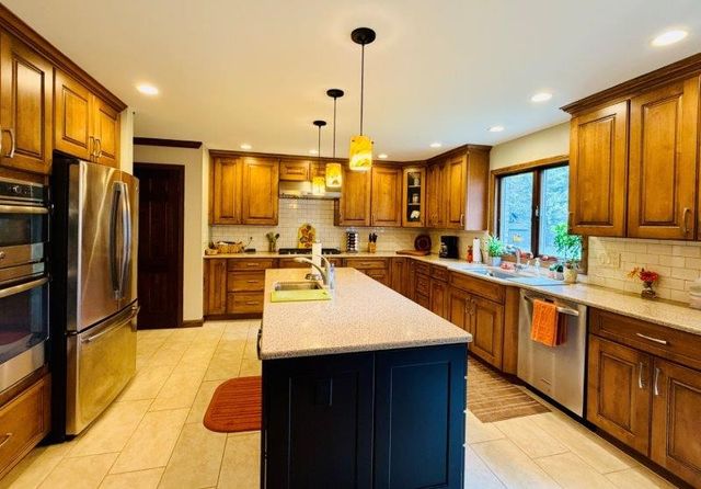 6323 SHADYSIDE Drive, Erie, PA 16505