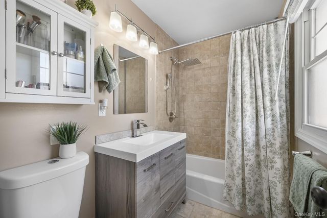 590 Ashford Avenue, Ardsley, NY 10502