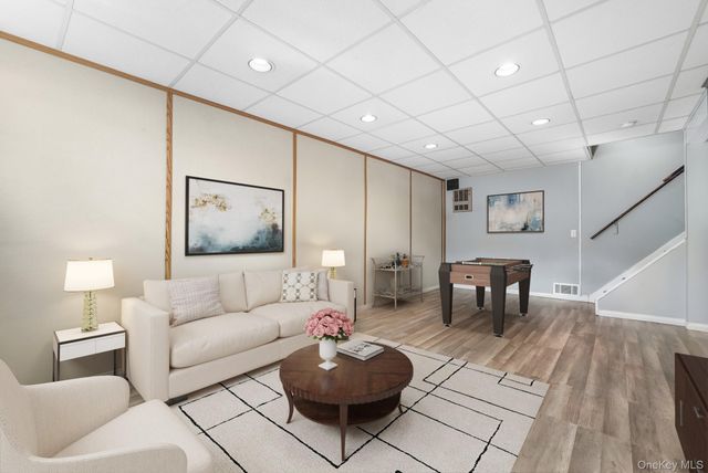 590 Ashford Avenue, Ardsley, NY 10502