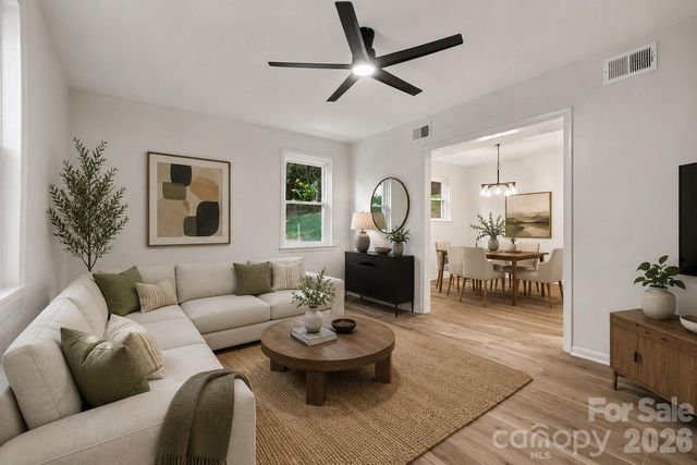 323 Whispering Pines Drive, Charlotte, NC 28217