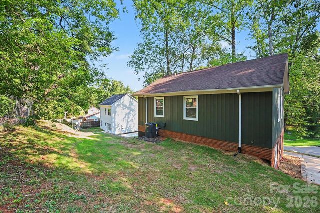 323 Whispering Pines Drive, Charlotte, NC 28217