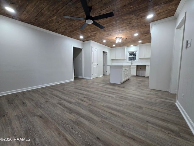 1182 Guidry Road, Breaux Bridge, LA 70517