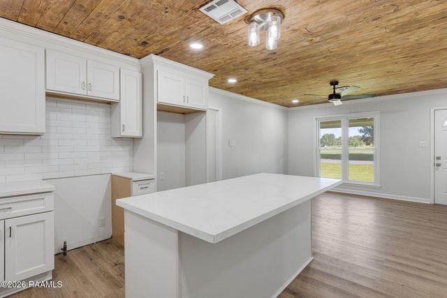 1182 Guidry Road, Breaux Bridge, LA 70517