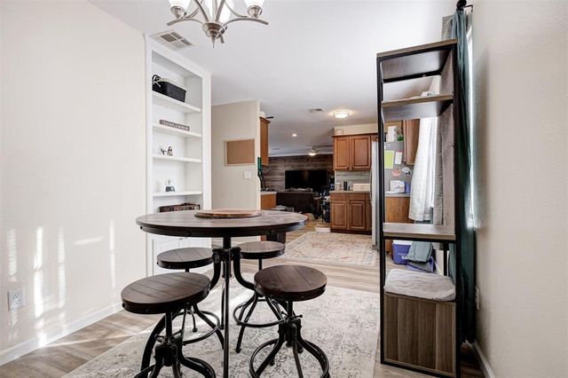 3304 Kathy Lane, Edmond, OK 73034