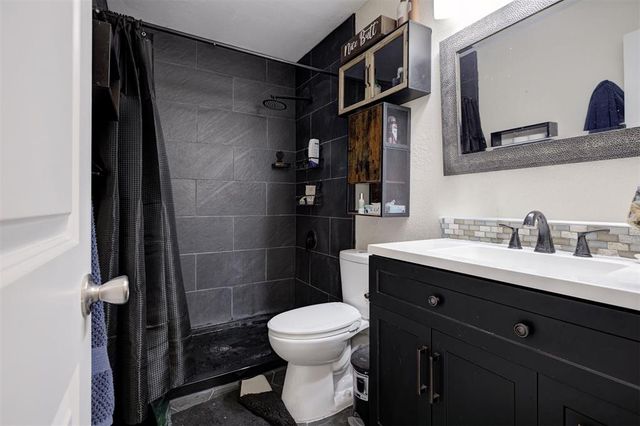 3304 Kathy Lane, Edmond, OK 73034