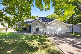 9 Cawston Drive, Bella Vista, AR 72715